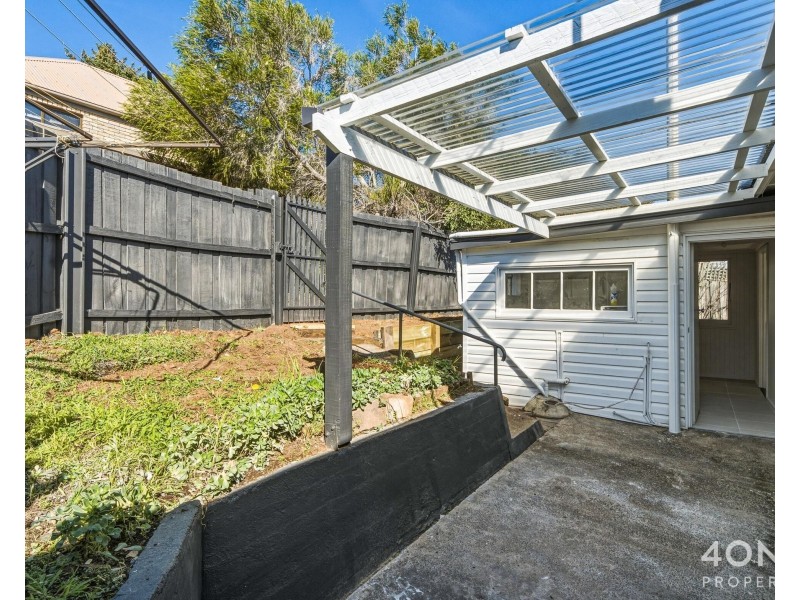 1/219 Cambridge Road, Warrane TAS 7018