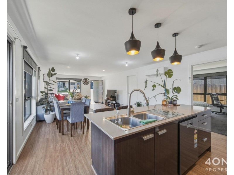 6 Stony Point Drive, Austins Ferry TAS 7011