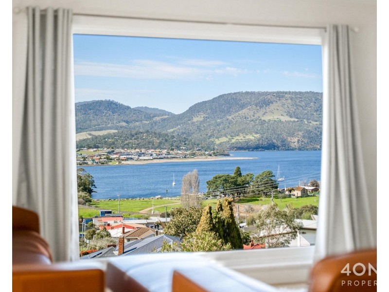 19 Laverack Court, Austins Ferry TAS 7011