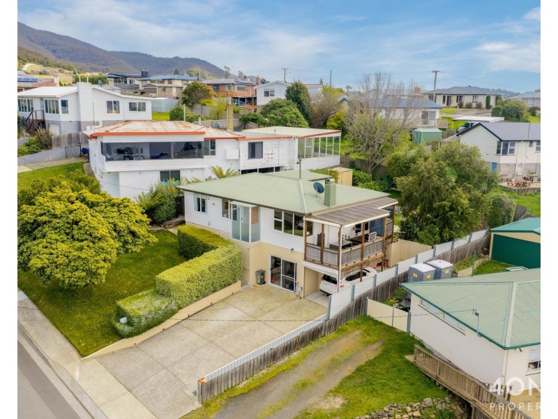 10 Jimbirn Street, Berriedale TAS 7011