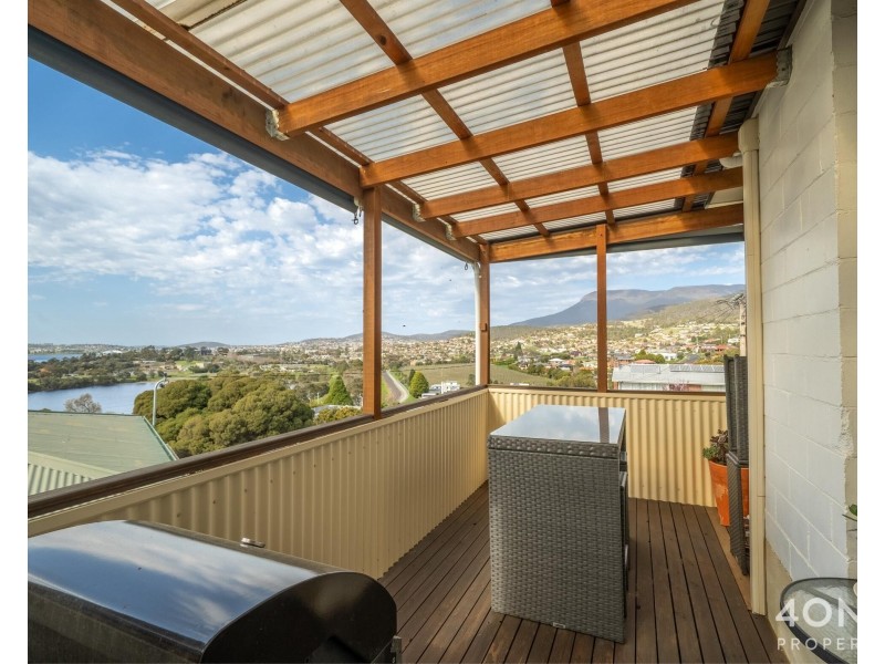 10 Jimbirn Street, Berriedale TAS 7011
