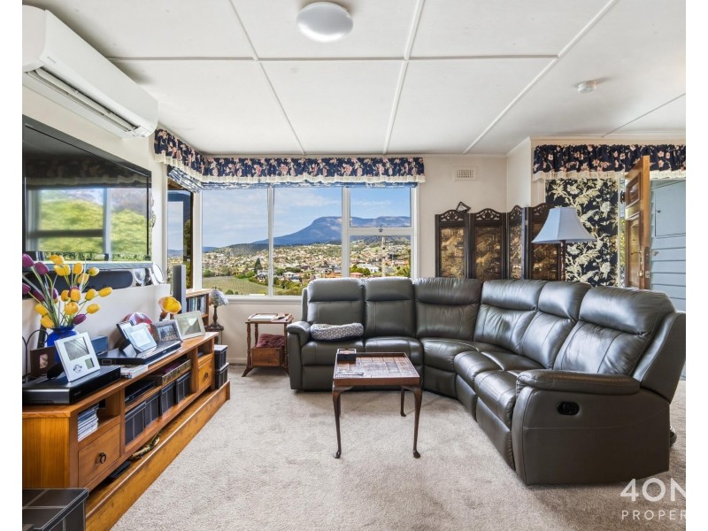 10 Jimbirn Street, Berriedale TAS 7011