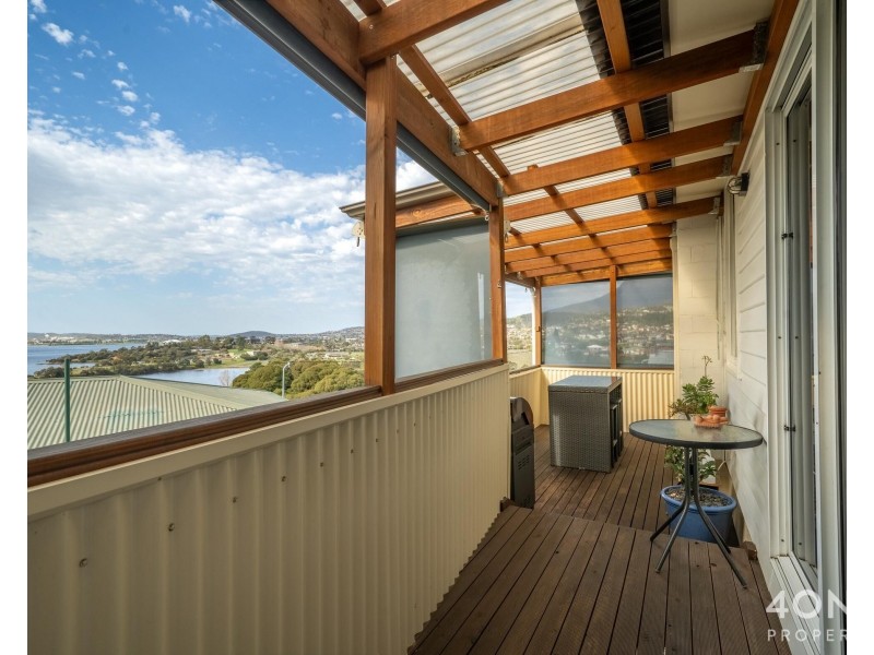 10 Jimbirn Street, Berriedale TAS 7011