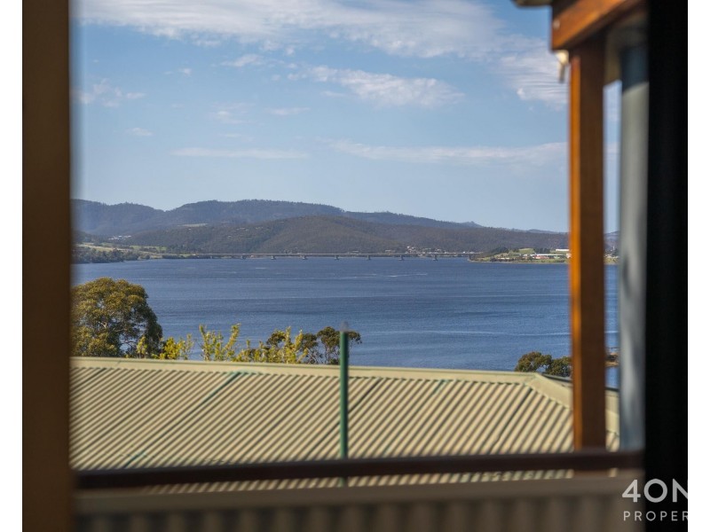 10 Jimbirn Street, Berriedale TAS 7011