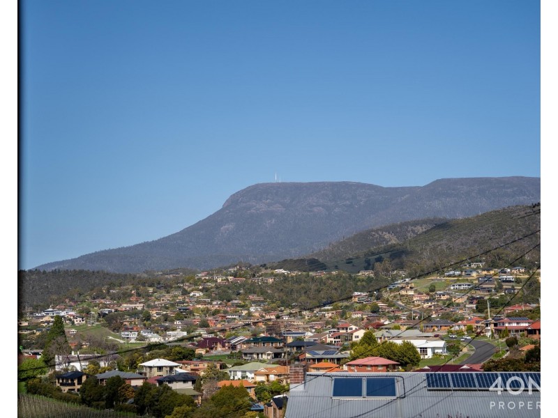 10 Jimbirn Street, Berriedale TAS 7011