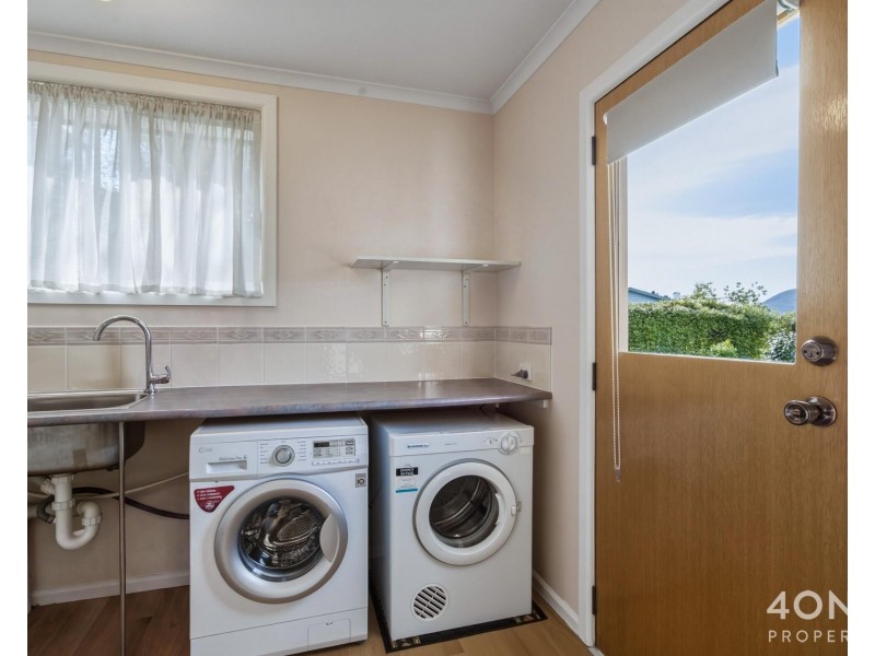 10 Jimbirn Street, Berriedale TAS 7011