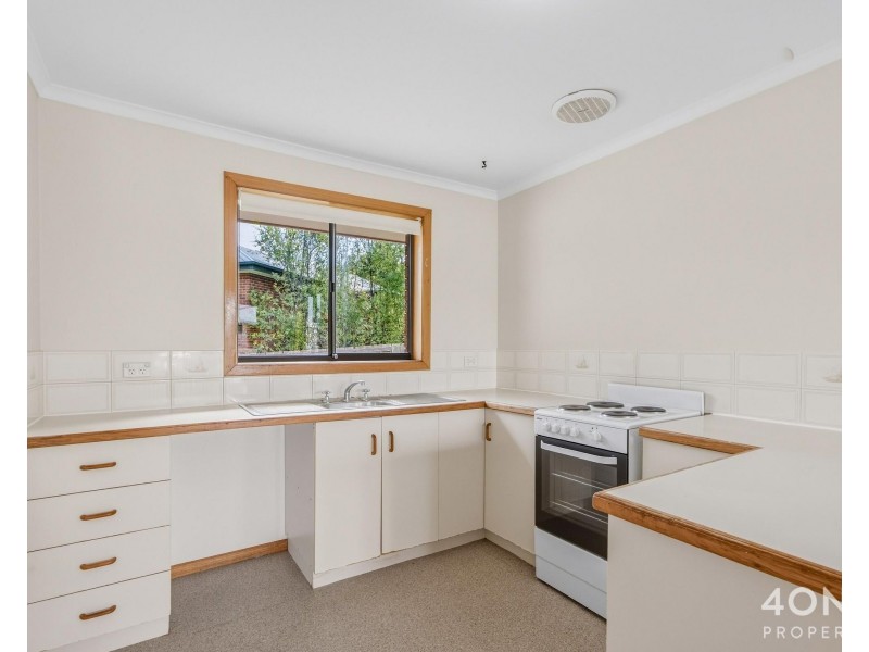 5/88a Hilton Road, Claremont TAS 7011