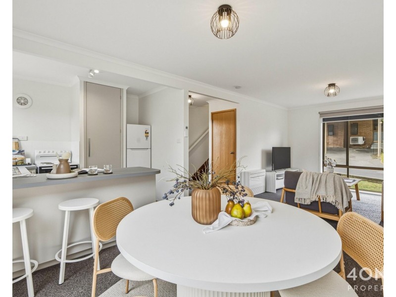 23/4 Clifford Court, Howrah TAS 7018