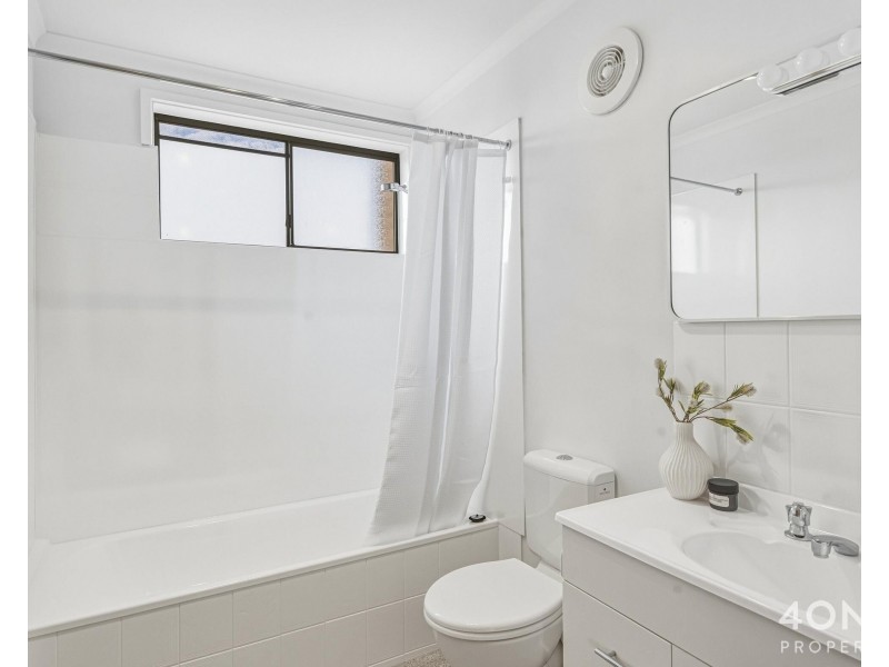 23/4 Clifford Court, Howrah TAS 7018
