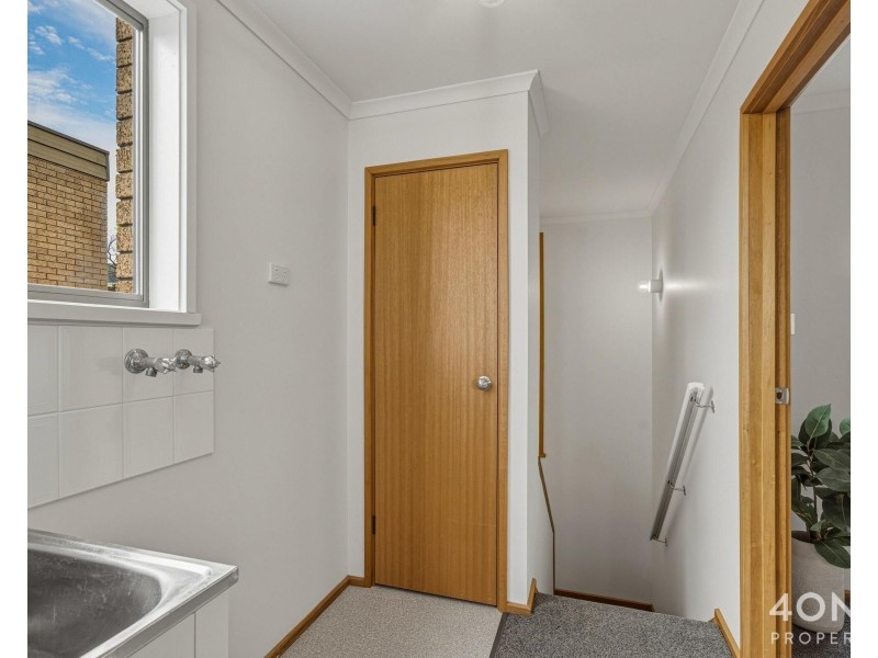 23/4 Clifford Court, Howrah TAS 7018