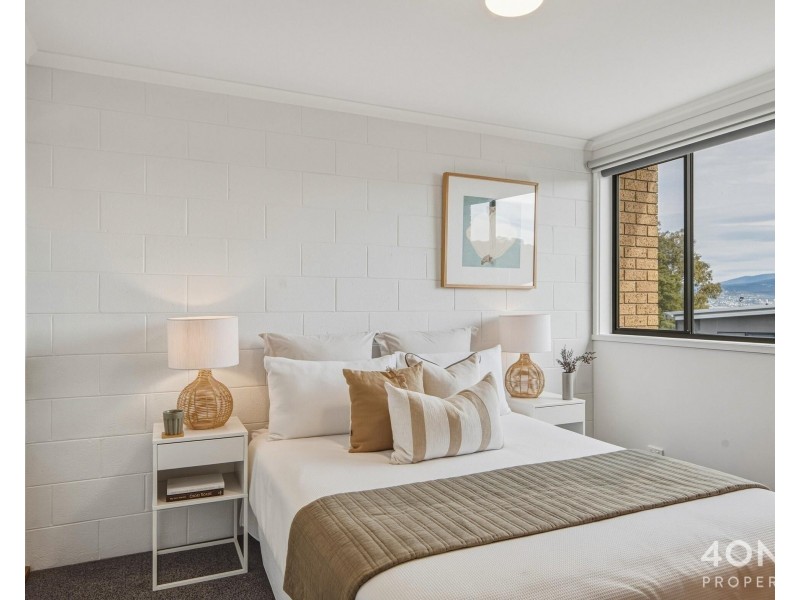 23/4 Clifford Court, Howrah TAS 7018