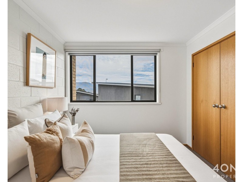 23/4 Clifford Court, Howrah TAS 7018