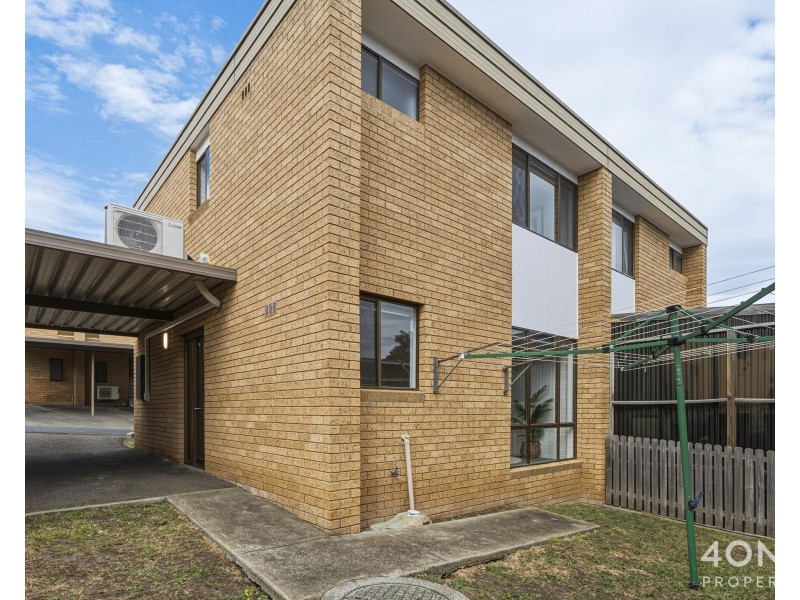 23/4 Clifford Court, Howrah TAS 7018