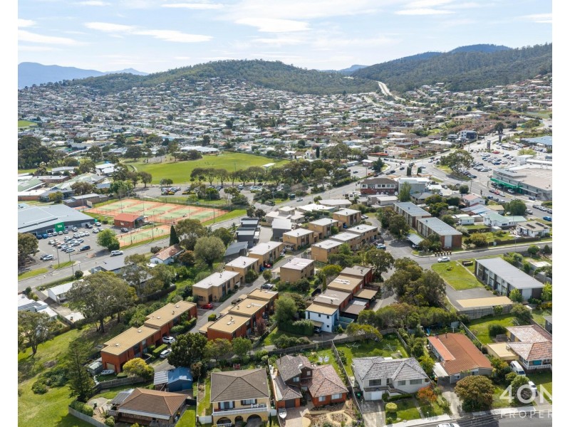 23/4 Clifford Court, Howrah TAS 7018