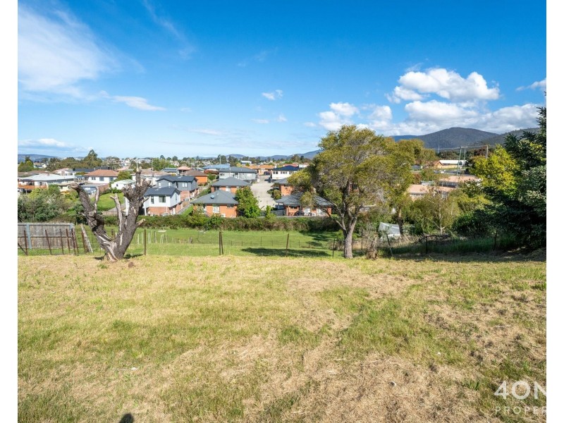 9 Leighland Road, Claremont TAS 7011