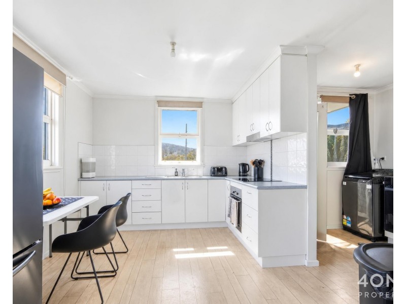 32 Dixon Street, New Norfolk TAS 7140