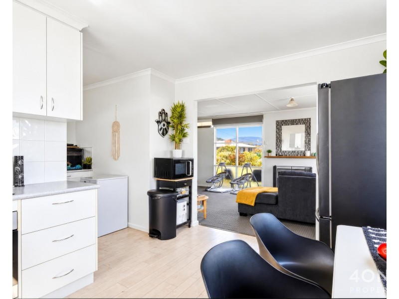 32 Dixon Street, New Norfolk TAS 7140