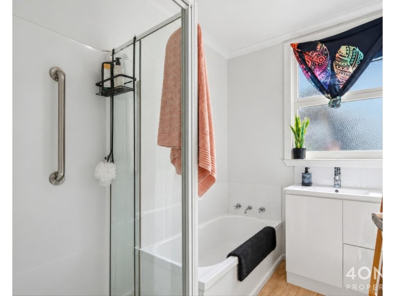 32 Dixon Street, New Norfolk TAS 7140