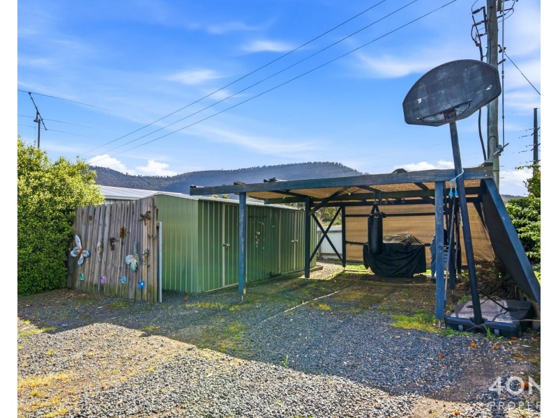 32 Dixon Street, New Norfolk TAS 7140