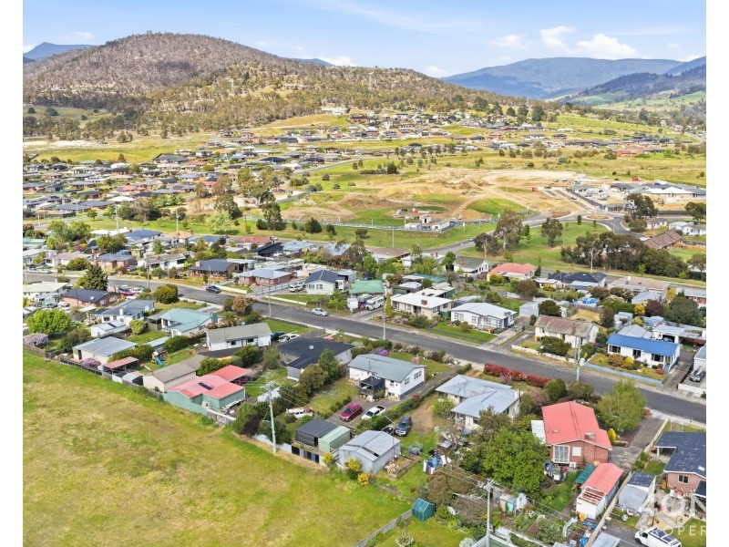 32 Dixon Street, New Norfolk TAS 7140
