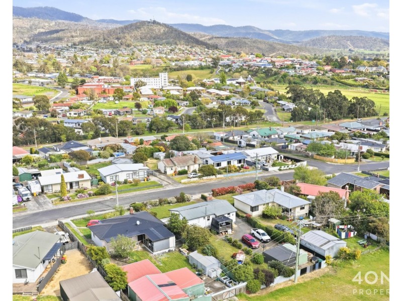 32 Dixon Street, New Norfolk TAS 7140
