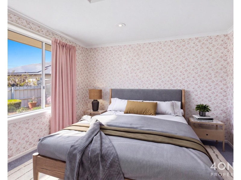 14A Wellington Road, Lindisfarne TAS 7015