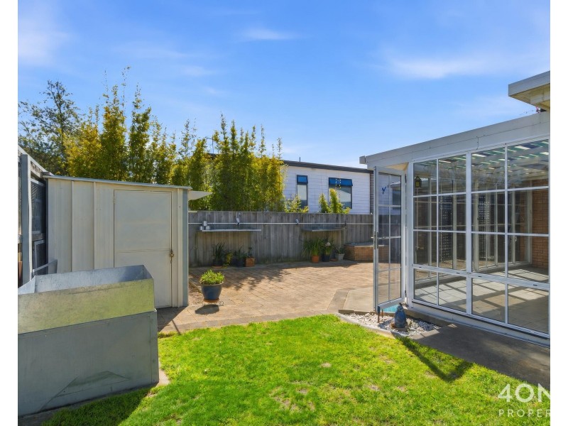 14A Wellington Road, Lindisfarne TAS 7015