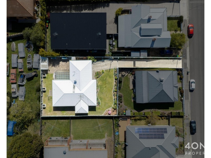 14A Wellington Road, Lindisfarne TAS 7015
