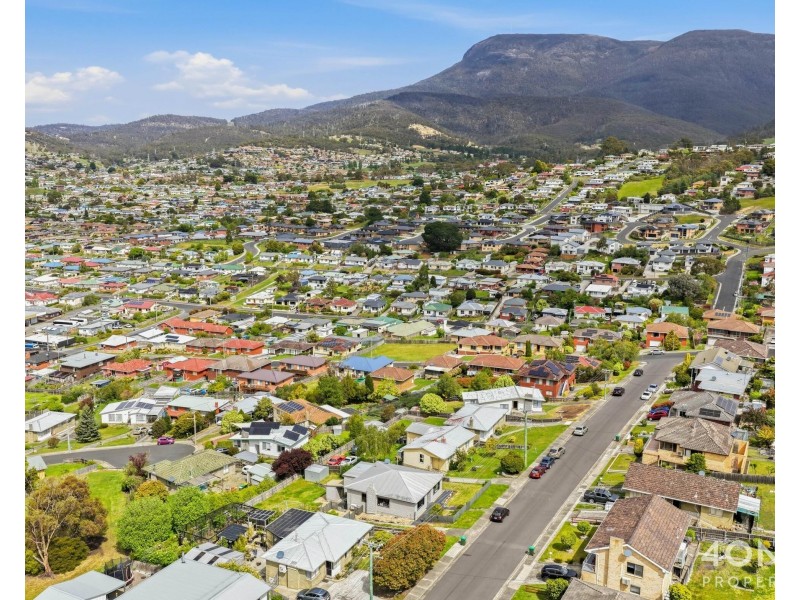31 Huntley Street, Montrose TAS 7010