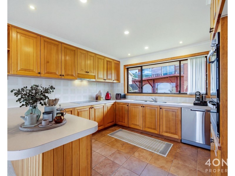 29 Vermont Court, Berriedale TAS 7011