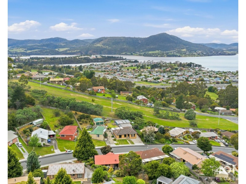 11 Battersby Drive, Claremont TAS 7011