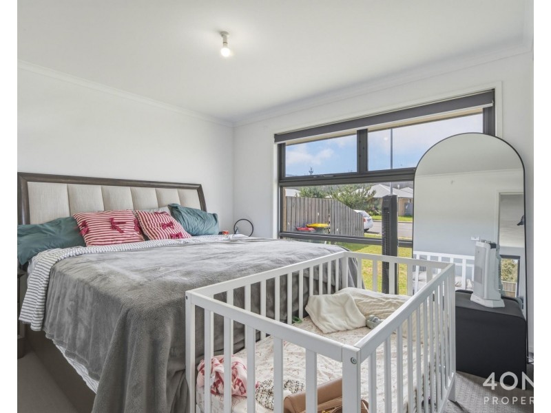 27 Holmfield Avenue, Clarendon Vale TAS 7019