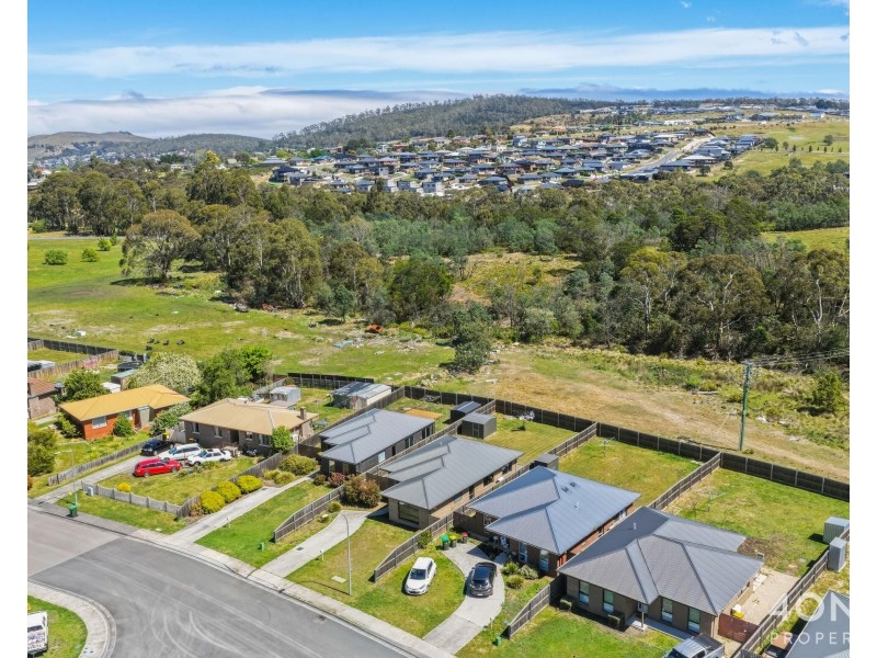 27 Holmfield Avenue, Clarendon Vale TAS 7019