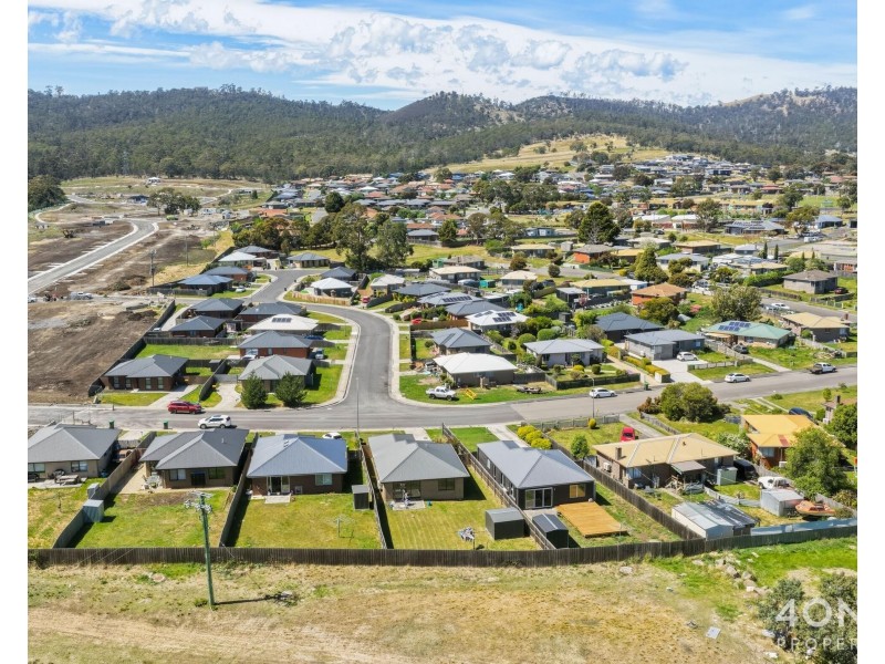 27 Holmfield Avenue, Clarendon Vale TAS 7019
