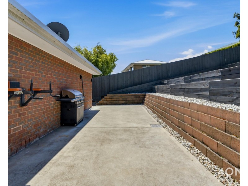16 Longley Court, Glenorchy TAS 7010