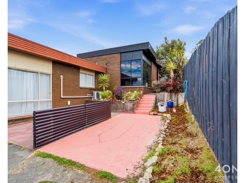 2/1 Louise Road, Austins Ferry TAS 7011