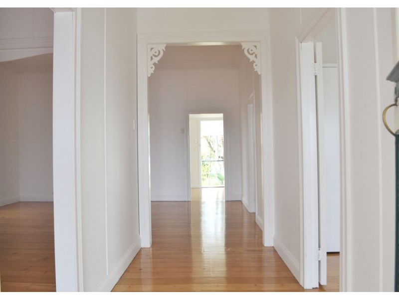 21 Power Street, Norman Park QLD 4170