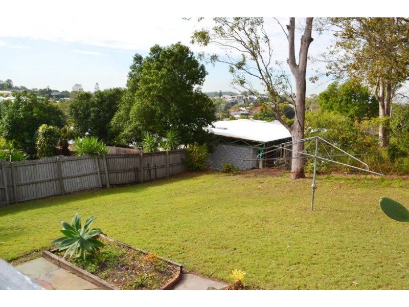 21 Power Street, Norman Park QLD 4170