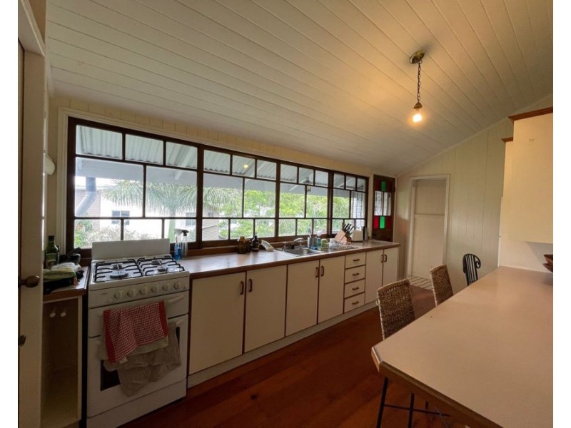 17 Hazelwood Street, Highgate Hill QLD 4101