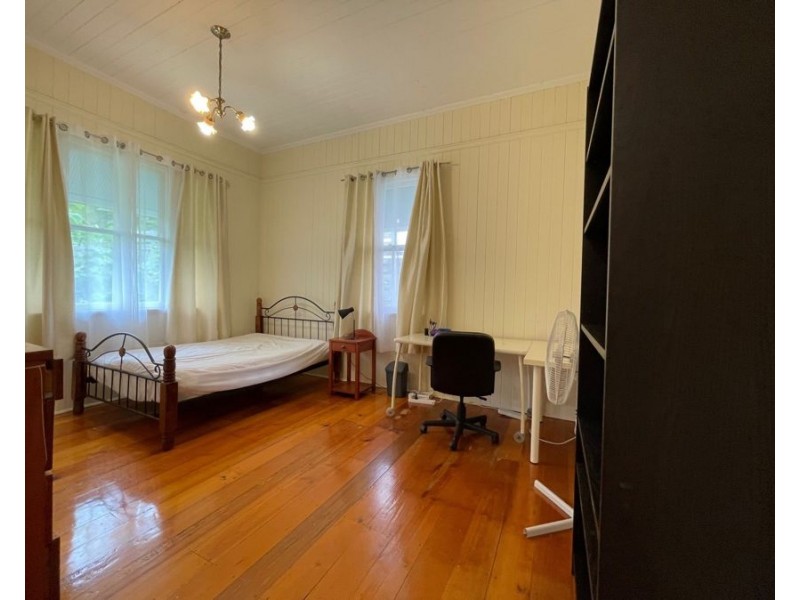 17 Hazelwood Street, Highgate Hill QLD 4101