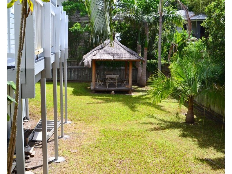 17 Hazelwood Street, Highgate Hill QLD 4101