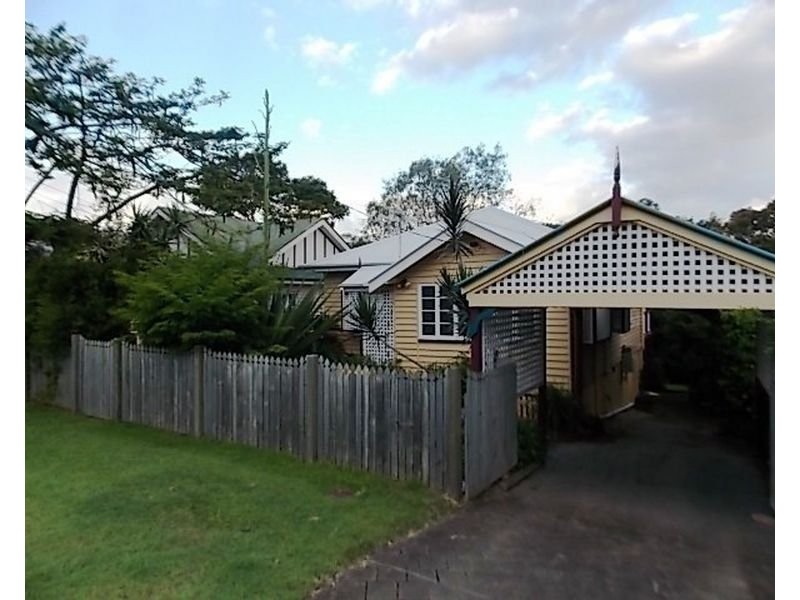 17 Patrick Street, Norman Park QLD 4170