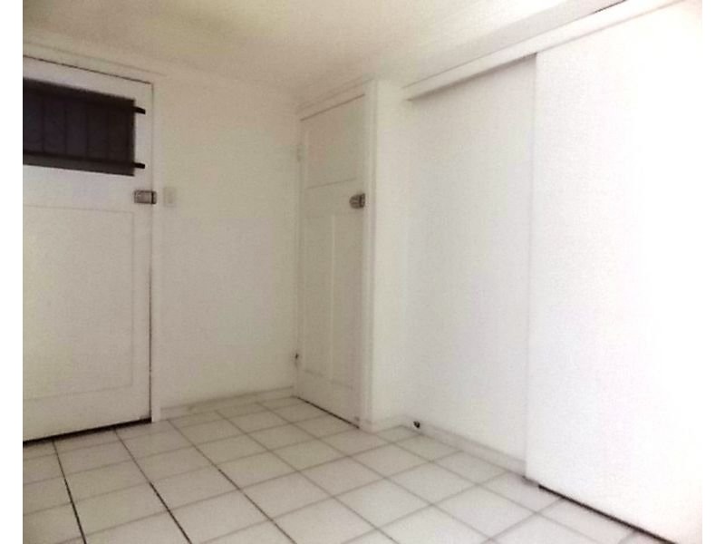 17 Patrick Street, Norman Park QLD 4170