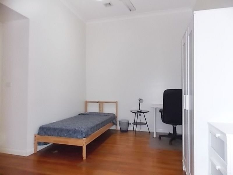 16 Ampthill Street, Highgate Hill QLD 4101