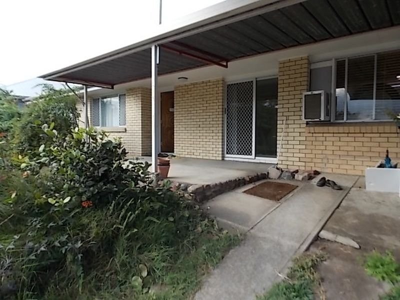 58 Newcastle Street, Fairfield QLD 4103