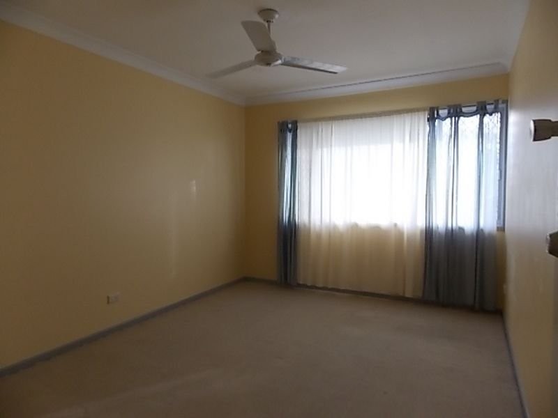 58 Newcastle Street, Fairfield QLD 4103