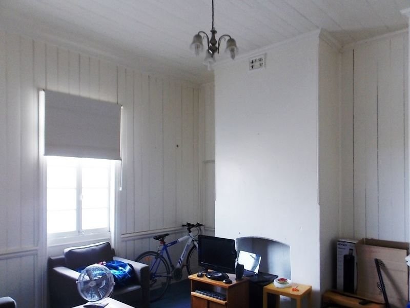 127 Gladstone Road, Highgate Hill QLD 4101