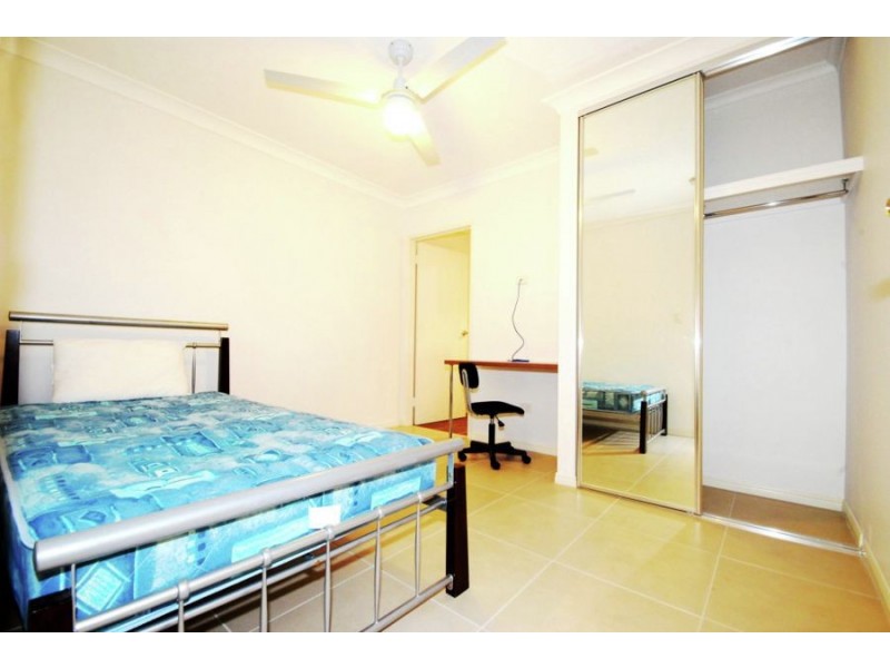 36 Vine St, Greenslopes QLD 4120