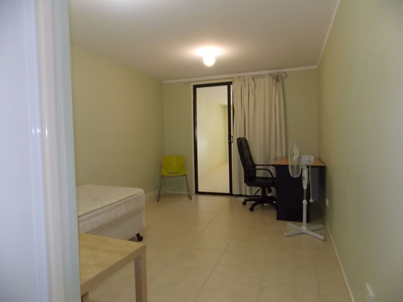 18C School Road, Yeronga QLD 4104