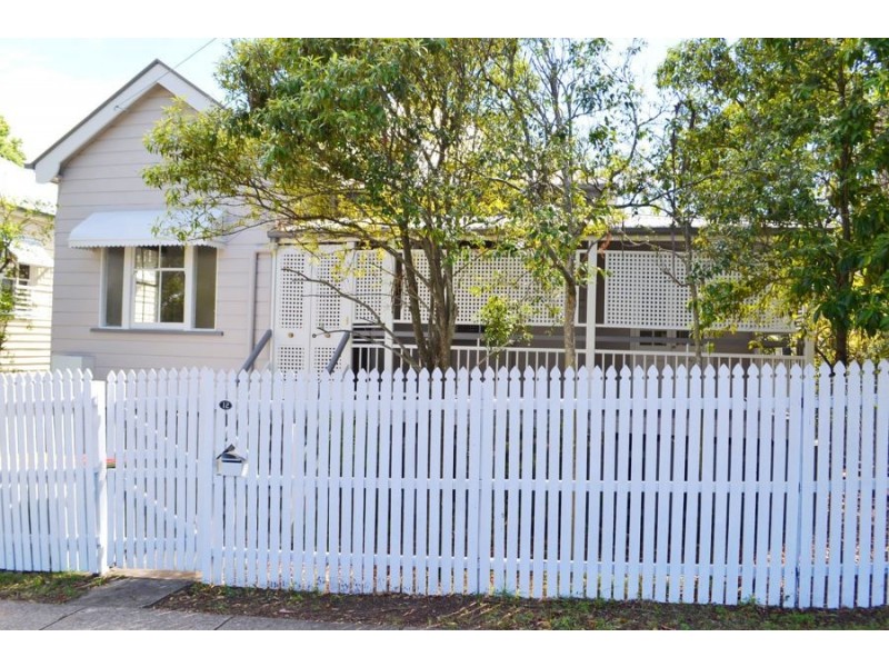 12 Brisbane Street, Annerley QLD 4103